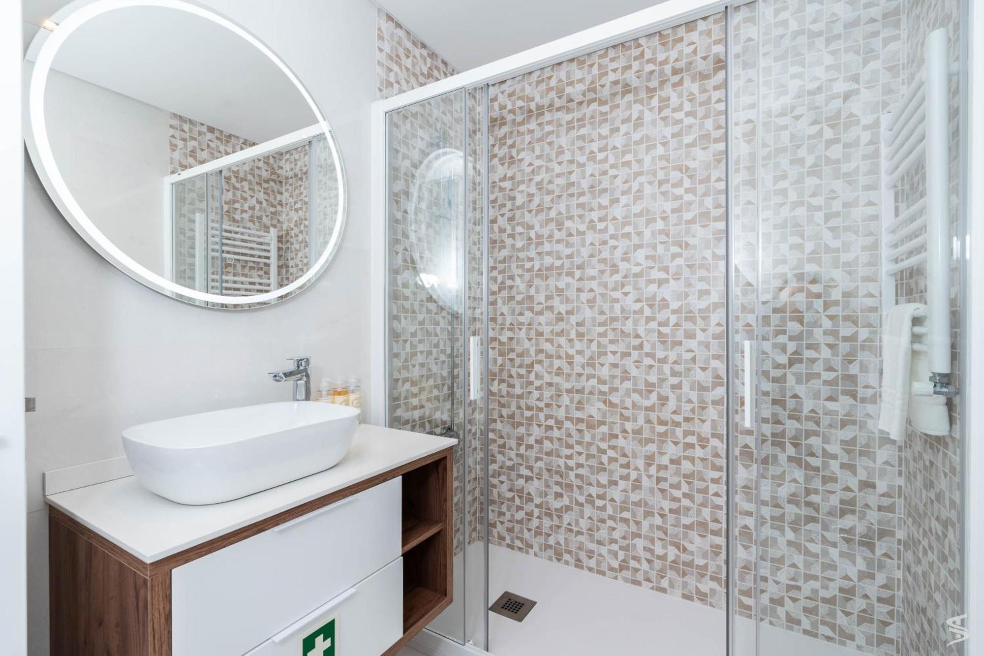 פורטו Cedofeita Sunny Apartment - Balcony & Parking מראה חיצוני תמונה